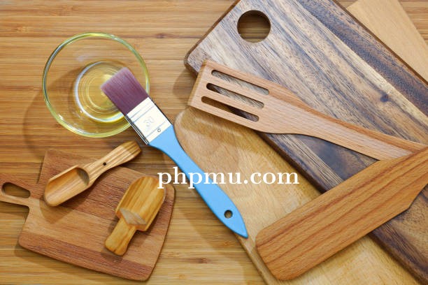 Solusi Natural Menjaga Kebersihan Peralatan Dapur Berbahan Kayu